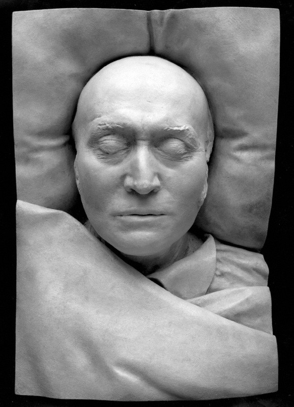 Sir Thomas Lawrence (1769-1830), portrait painter, collector and President of the Royal Academy, by unknown artist, plaster cast of death-mask, 1830 © National Portrait Gallery, London
