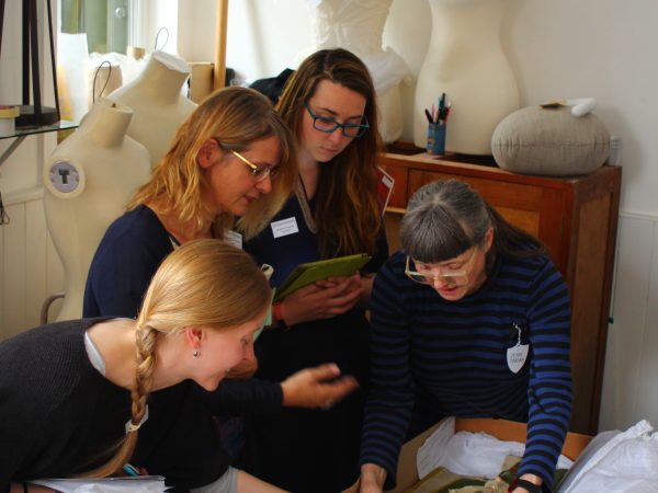 'Depicting Dress' workshop