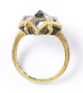 Enamelled gold ring , set with rock crystal, similar to that worn by Anne Fanshawe V&A M.20-1929 © Victoria and Albert Museum, London